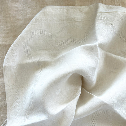 Antiique Grand Serviettes / Set of 6