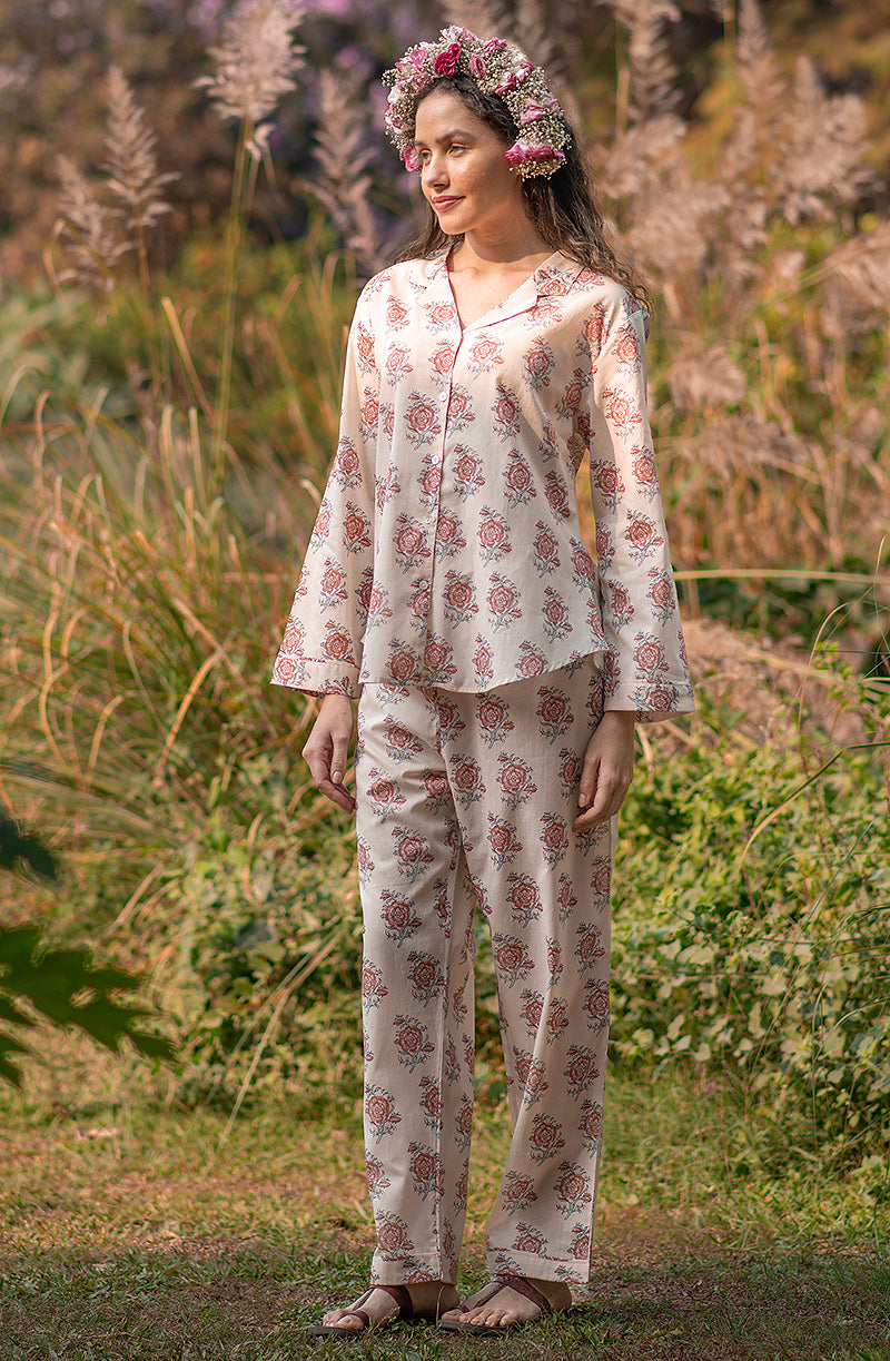 L'Esprit de Provence Pajamas - Indian Rose Floral