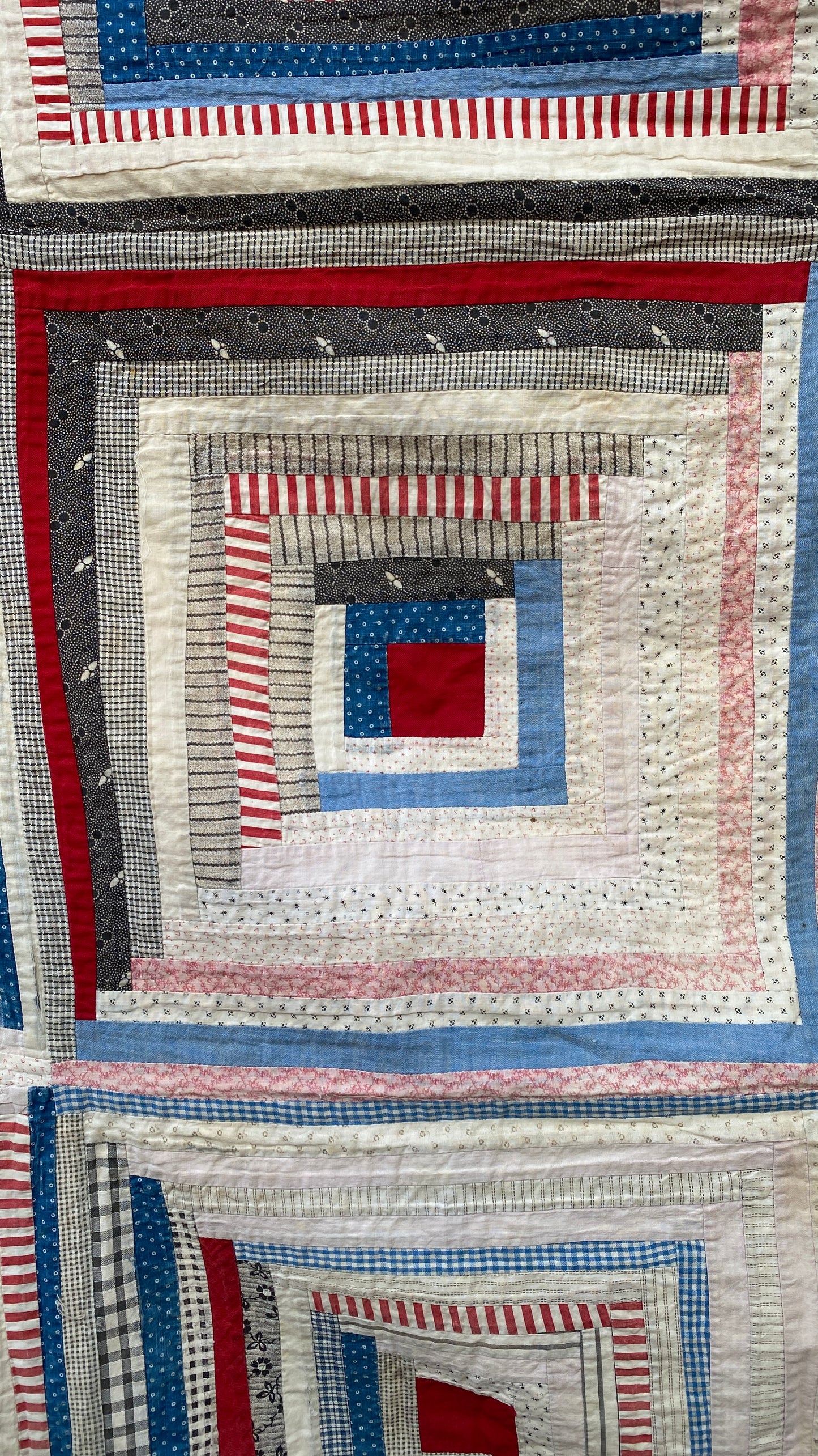 Early Log Cabin Quilt - Cutter?