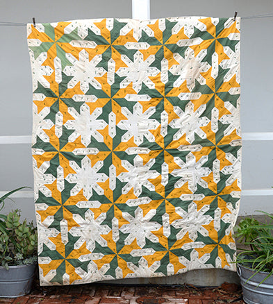 Antique Snowflake Quilt