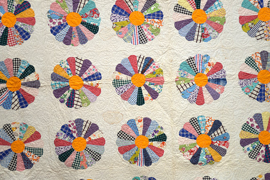 Antique Dresden Plate Quilt