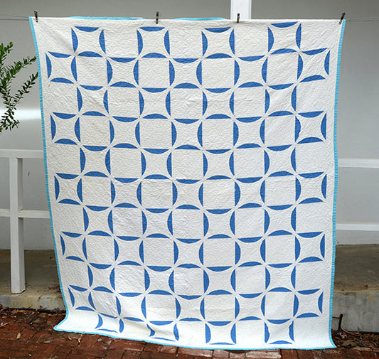 Antique Square in a Circle Quilt