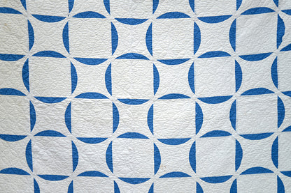 Antique Square in a Circle Quilt