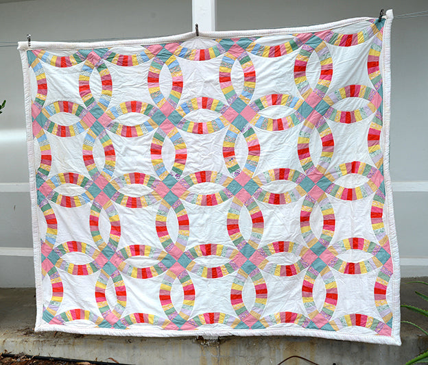 Vintage Double Wedding Ring Quilt
