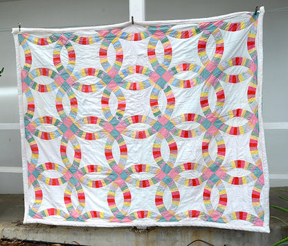 Vintage Double Wedding Ring Quilt