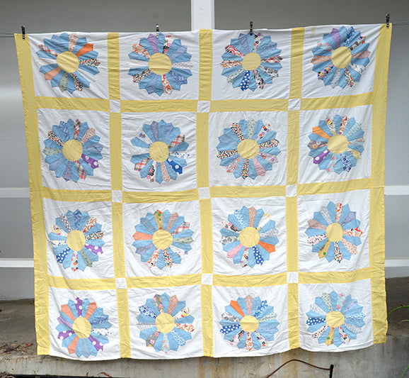 Vintage Dresden Plate Quilt Top
