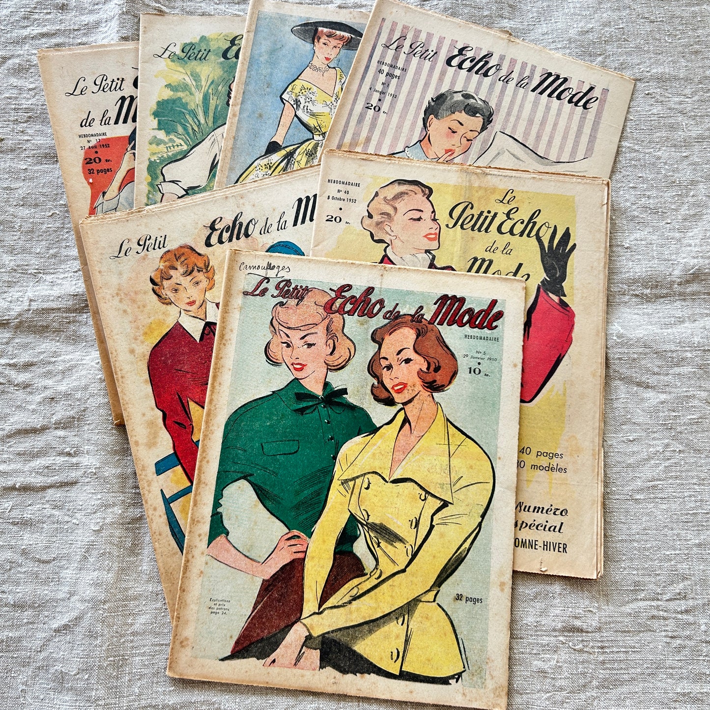 Vintage La Petit Echo de la Mode Papers