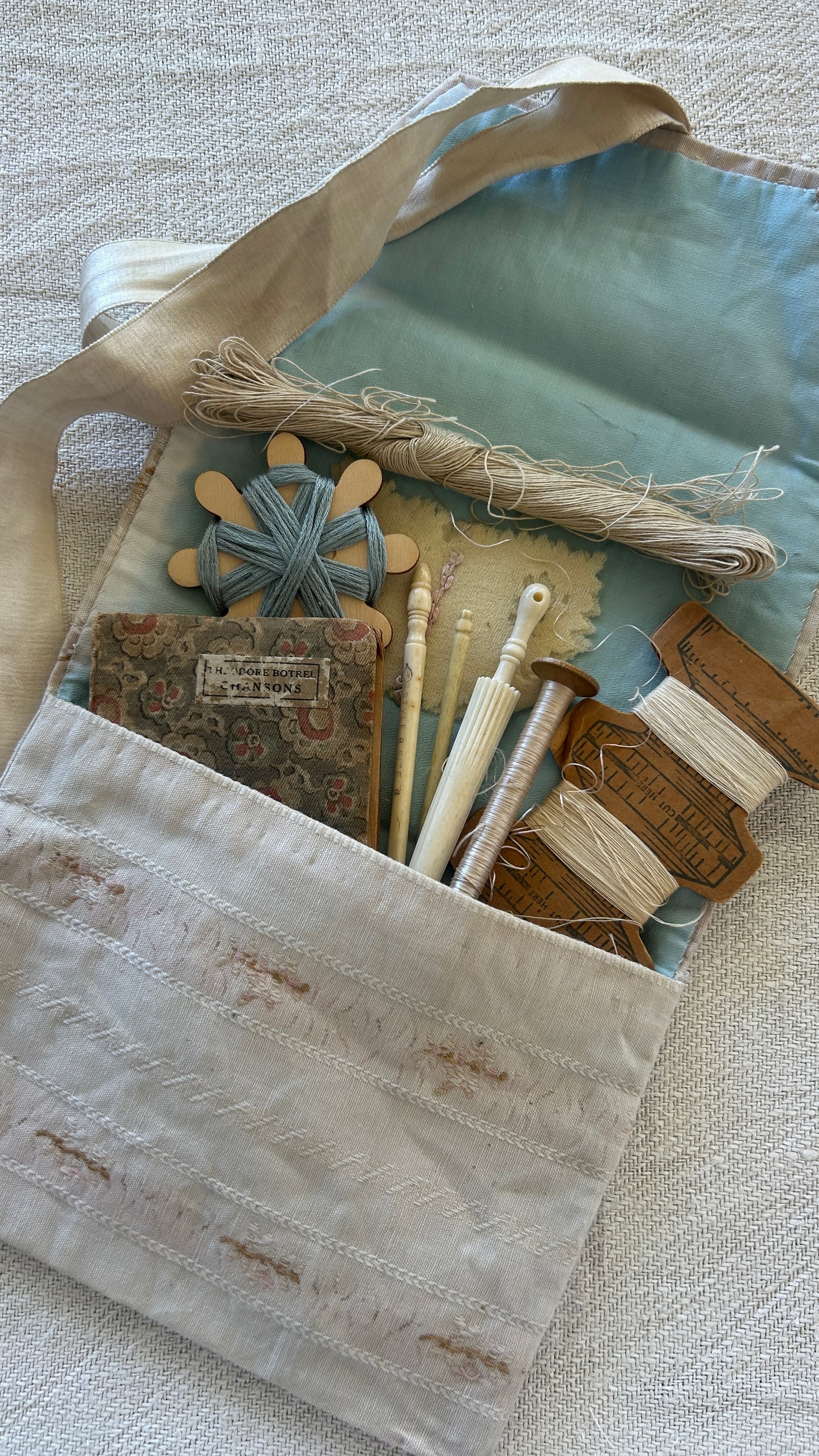 Antique French Sewing Kit - Cadeau