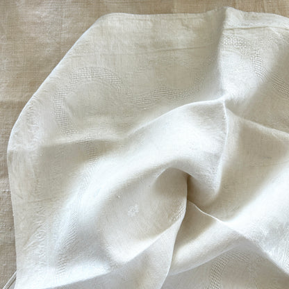 Antiique Grand Serviettes / Set of 6