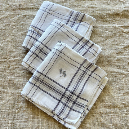 Vintage Linen Handkerchiefs / Set of Three / HB Monogram