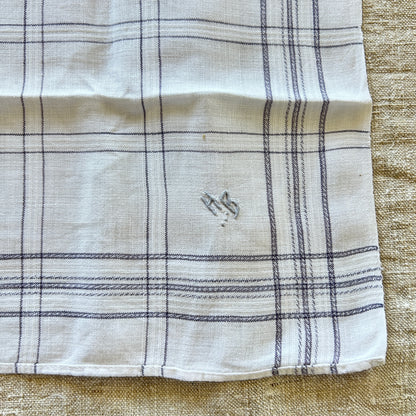 Vintage Linen Handkerchiefs / Set of Three / HB Monogram