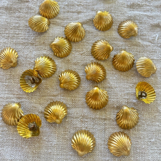 Vintage Brass Seashell Buttons - Mini