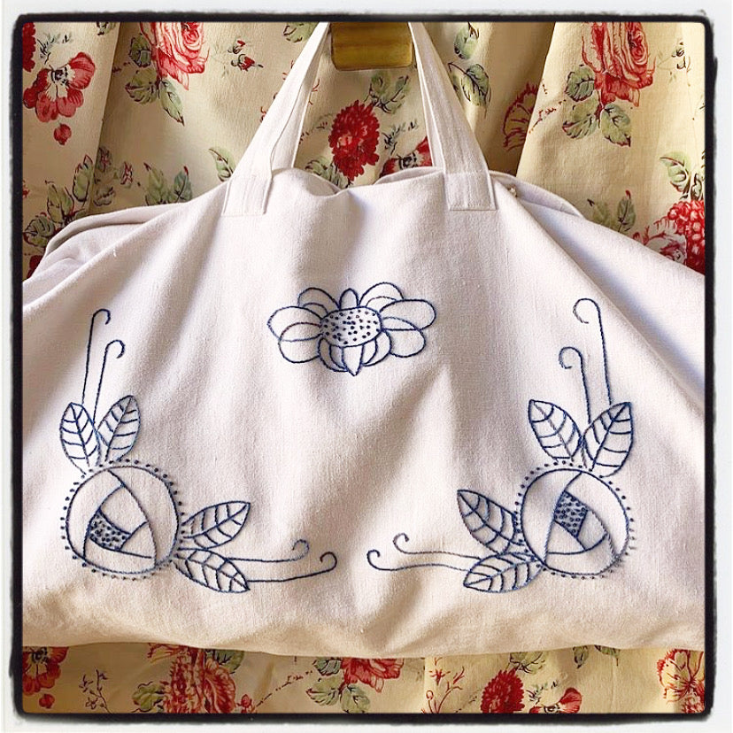 The St. Antonin Bag with Hetties Patch - Video Workshop and Kit