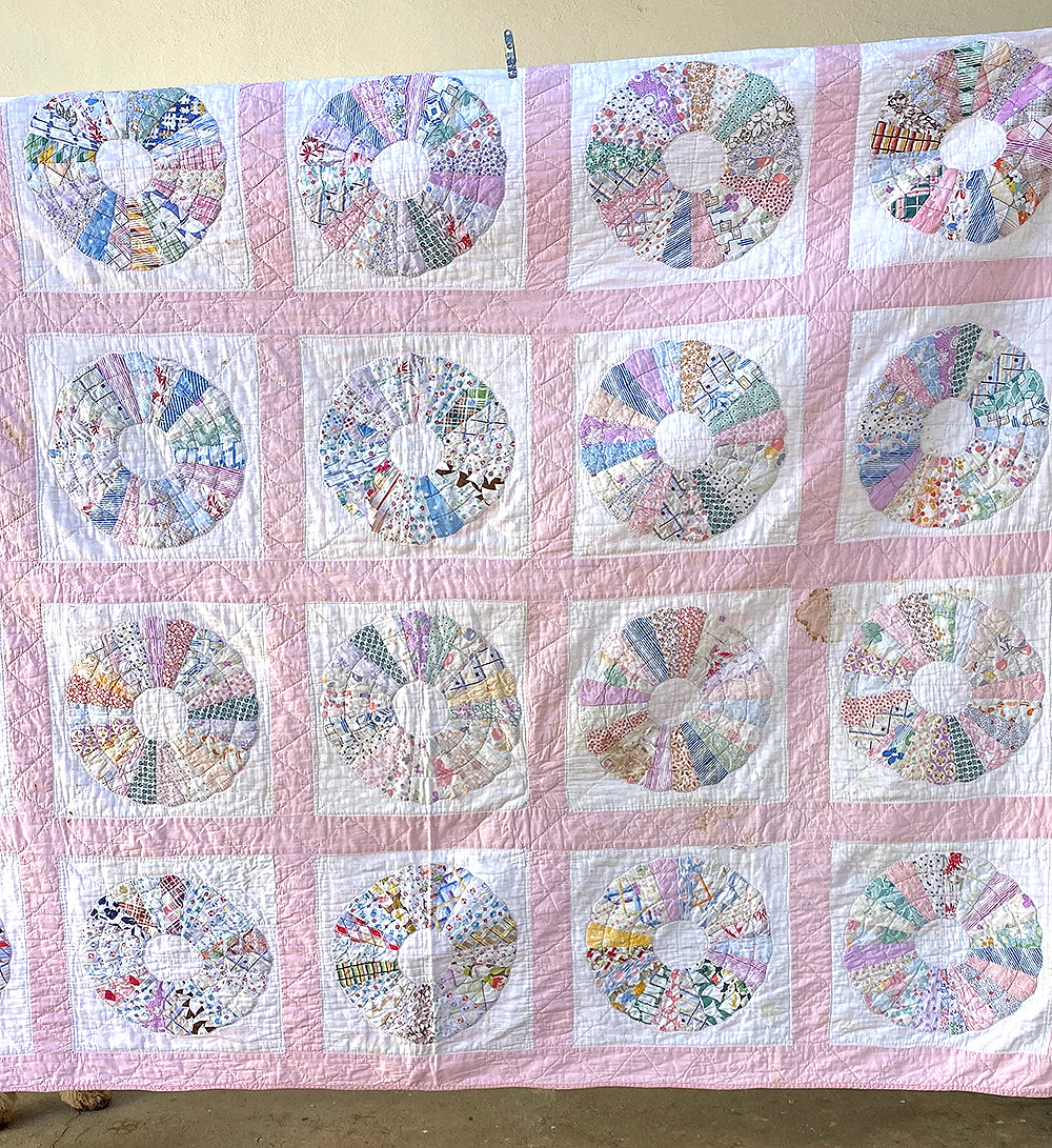 Dresden Plate Quilt - Cutter?