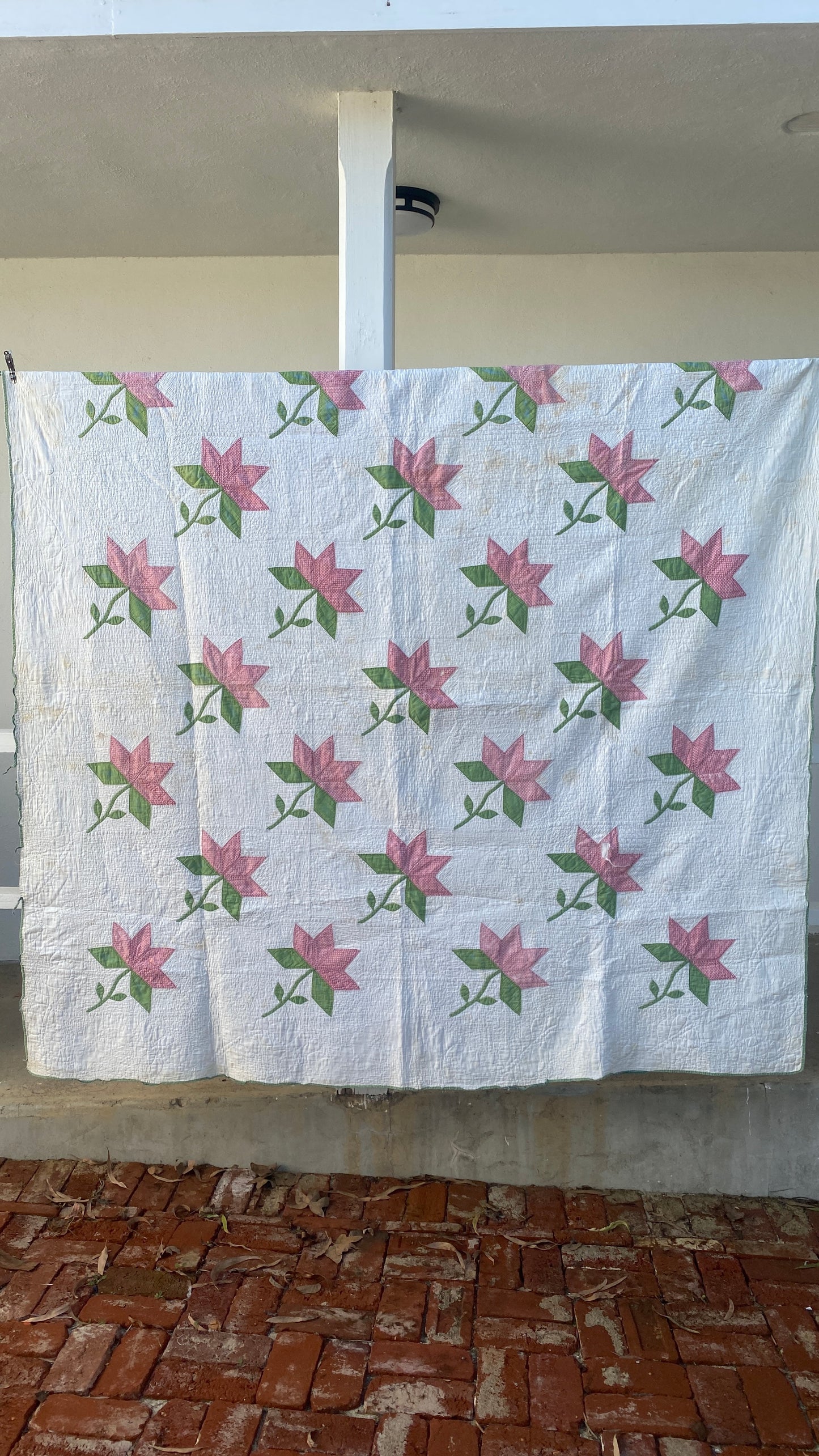 Antique Tulip Quilt